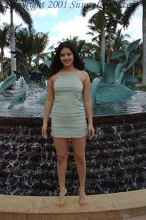 Nicole Vice CFNM