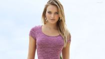 Denise Richards Has some